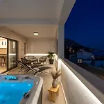 New! Luxury With Jacuzzi 20 Near The Sea Lägenhet *