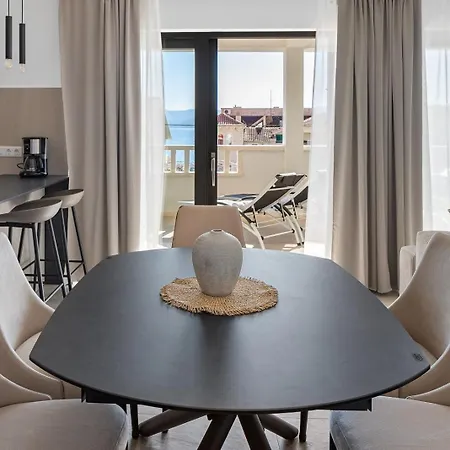 New! Luxury With Jacuzzi 20 Near The Sea Apartment Duće
