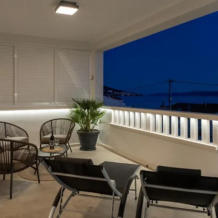 New! Luxury With Jacuzzi 20 Near The Sea 아파트