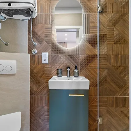 New! Luxury With Jacuzzi 20 Near The Sea 아파트 *