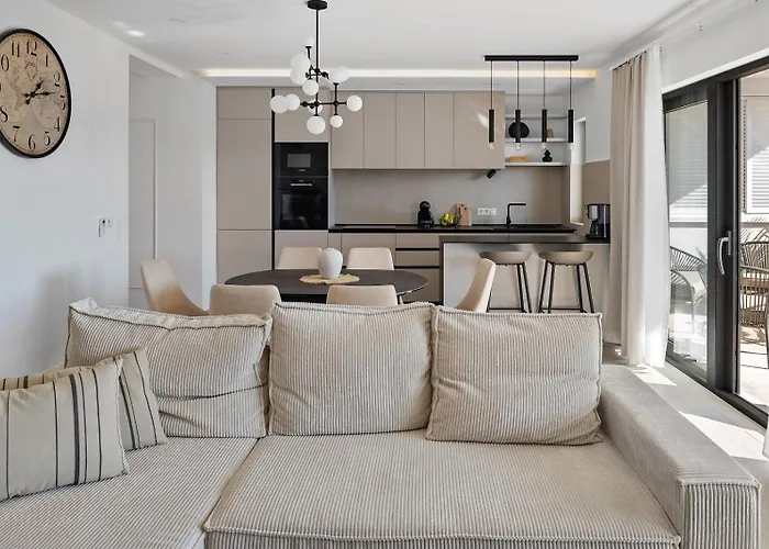 New! Luxury With Jacuzzi 20 Near The Sea Apartment Duće