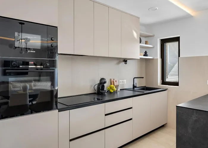 New! Luxury With Jacuzzi 20 Near The Sea *