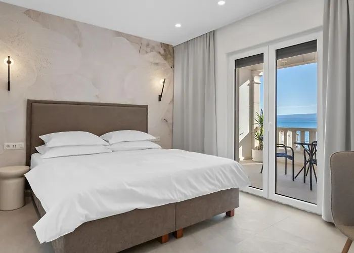 New! Luxury With Jacuzzi 20 Near The Sea * Duće