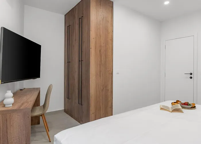 New! Luxury With Jacuzzi 20 Near The Sea Apartment Duće